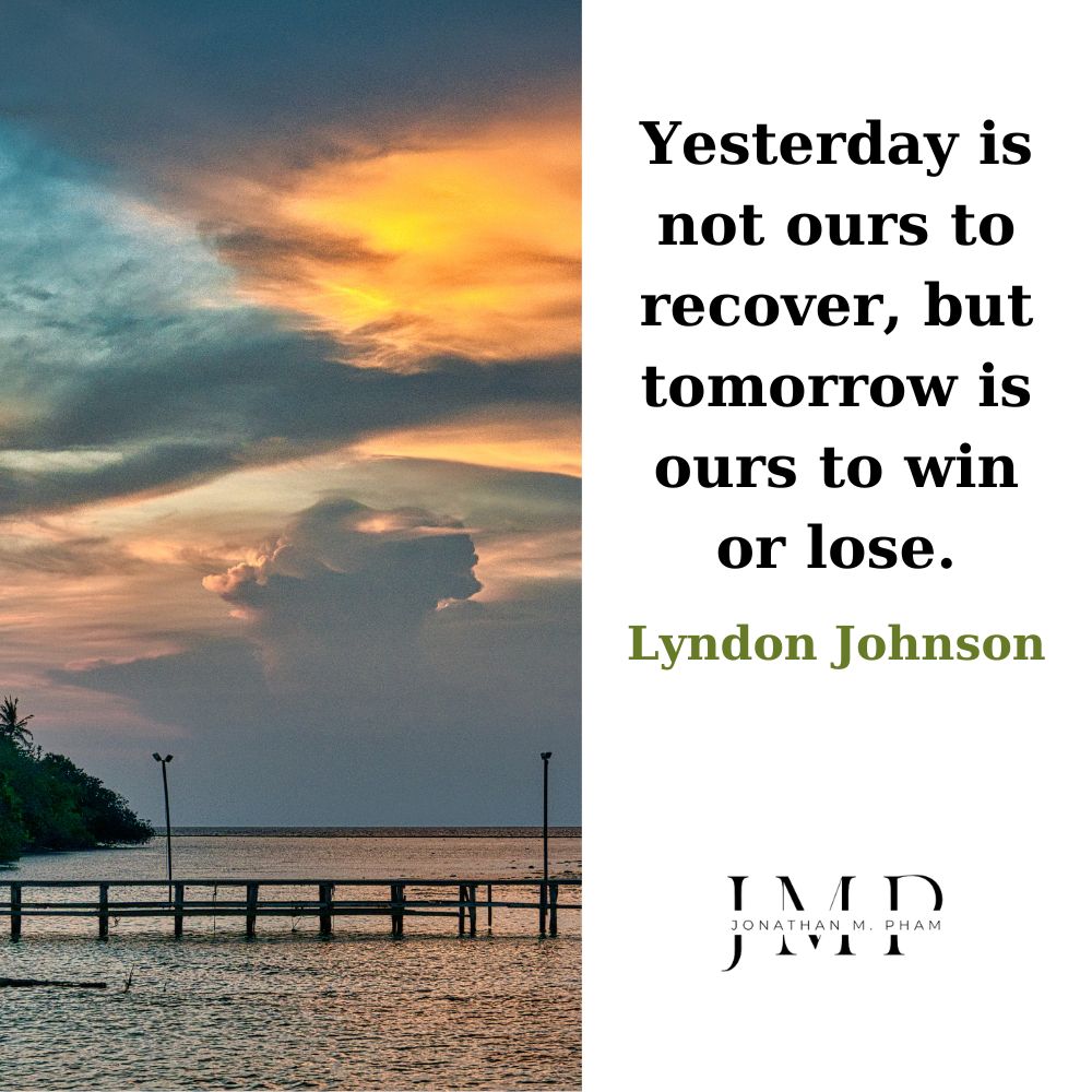 ngày mai là của chúng ta